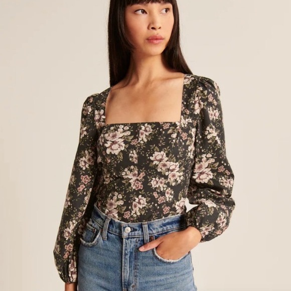 Abercrombie & Fitch Long-Sleeve Poplin Squareneck Corset Top - Picture 3 of 7